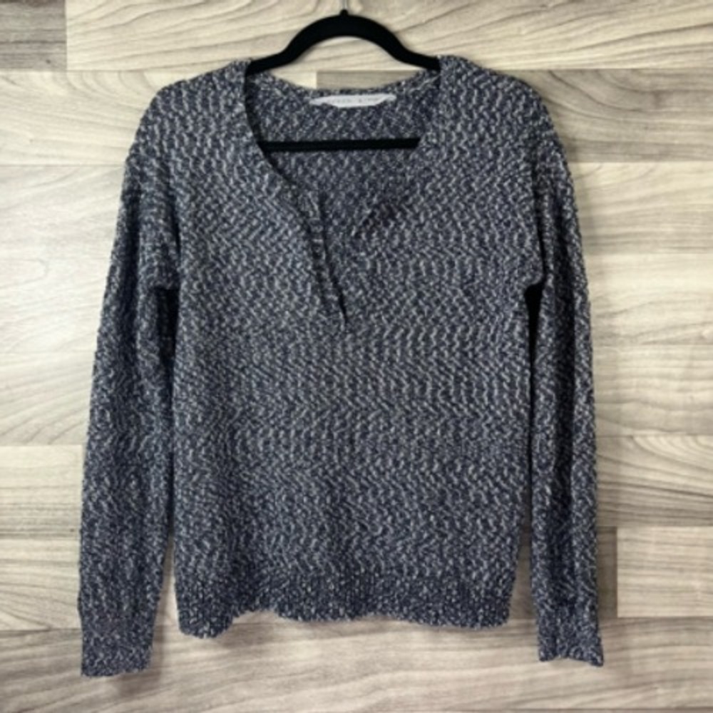 Athleta Womens Pullover Sweater Blue White Marled Long Sleeve Notch Neck M